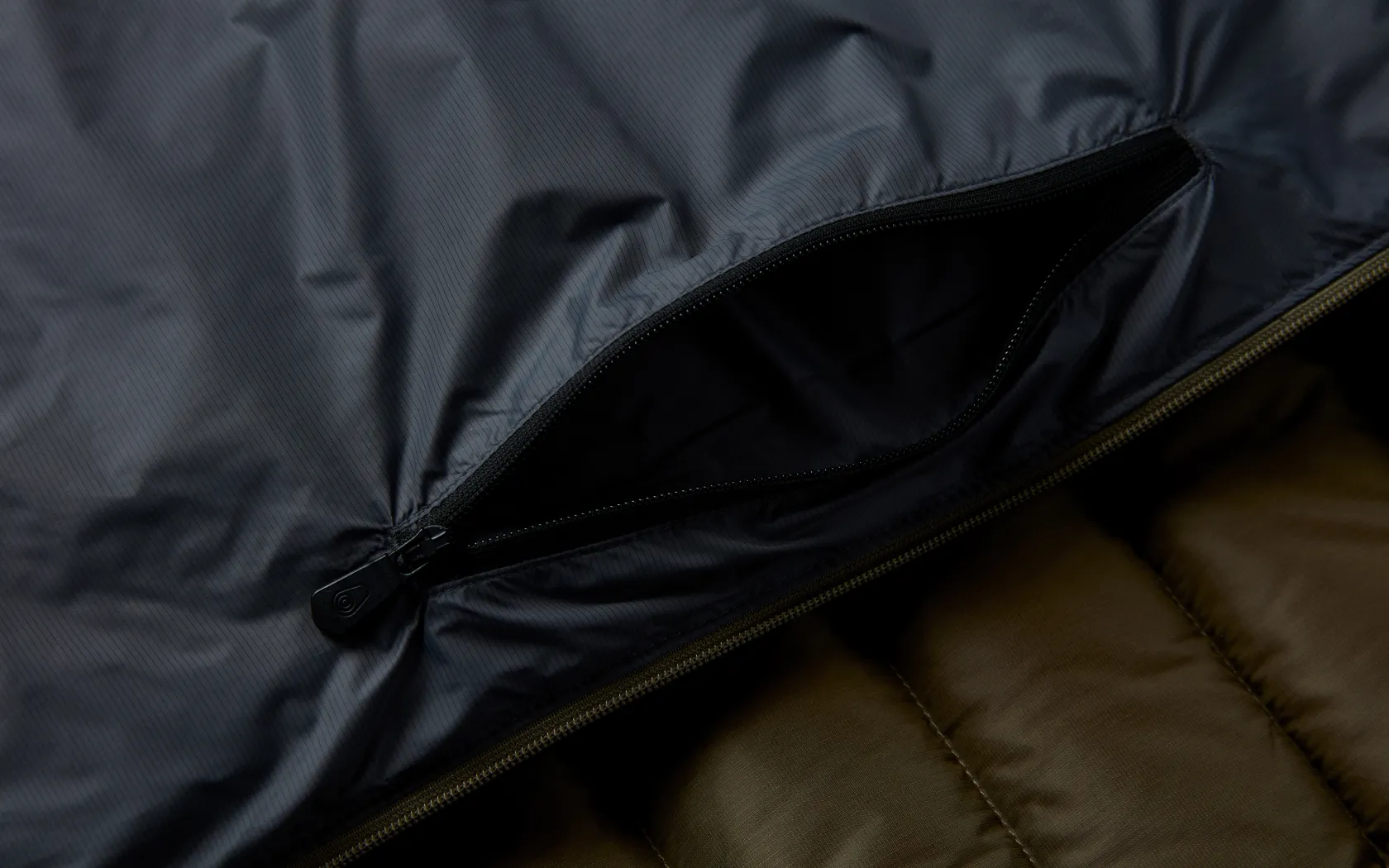 spray_down_jacket_5-2.webp Sail Racing SPRAY DOWN JACKET
